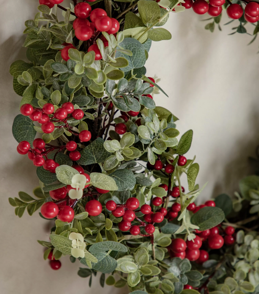 Christmas Red Berry Wreath 56cm